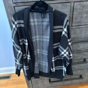 Cynthia Rowley black and white plaid cardigan. Sz Lg. NWOT.
